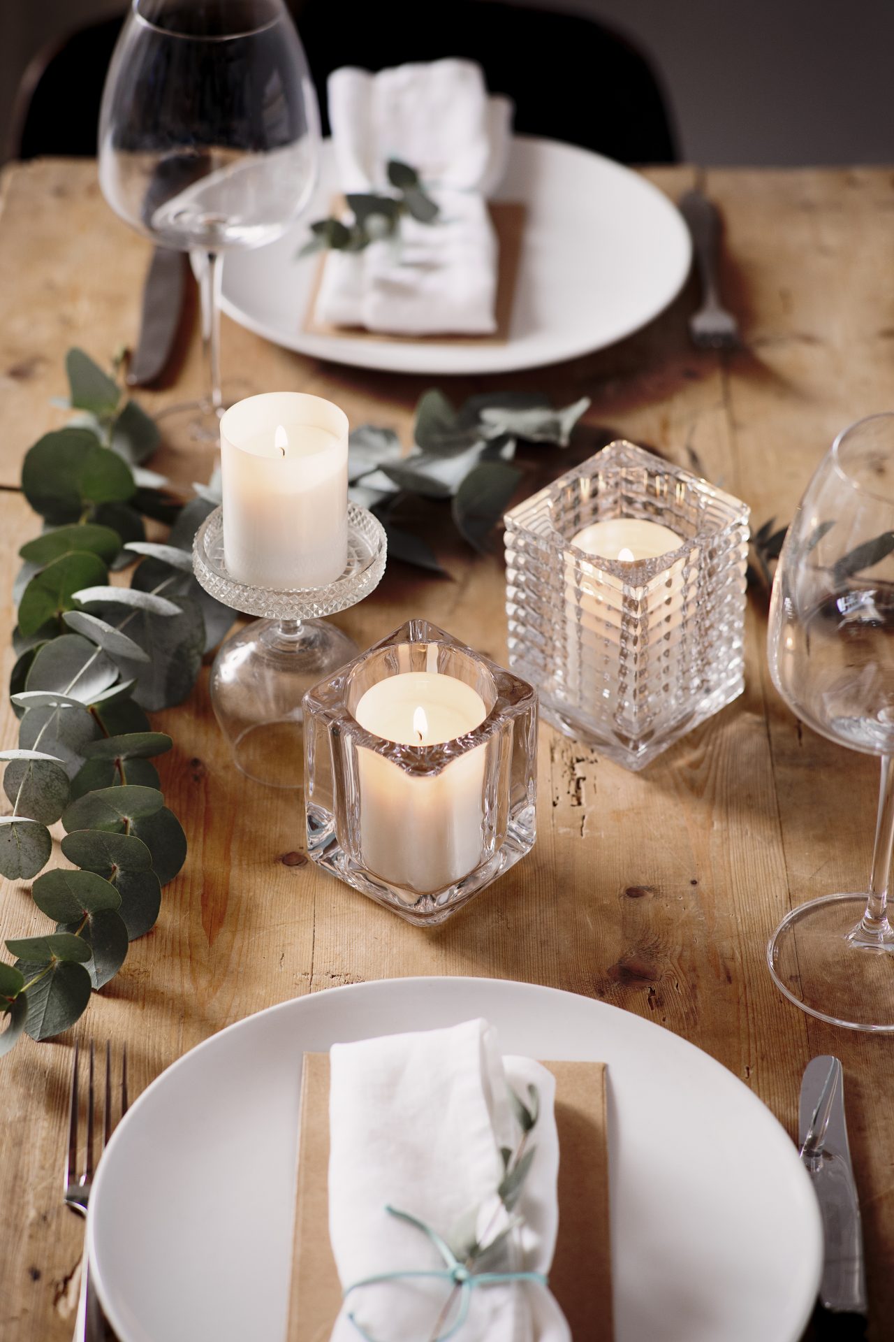 Relight refills various holders white, portrait