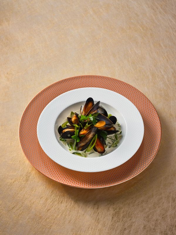 Quanta Classic Rim Bowl 22cm 22.5cl (8 3/4" 8oz) - Image 2