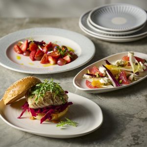 DELTA ERA ENVISAGE NATURAL FISH BURGER SALADS NO NAPKINS