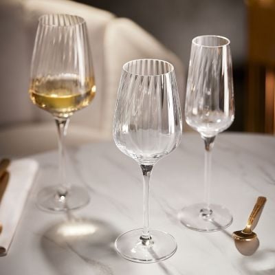 Symetrie Wine 45cl - 15 3/4oz - Image 2