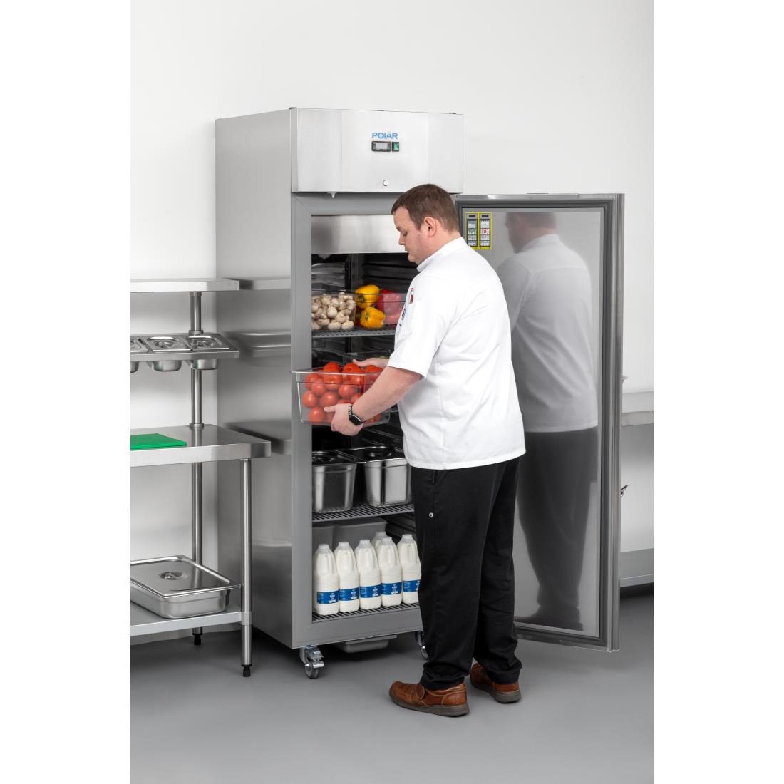 U-Series Energy Efficient Single Door Upright Refrigerator 700Ltr - Image 2