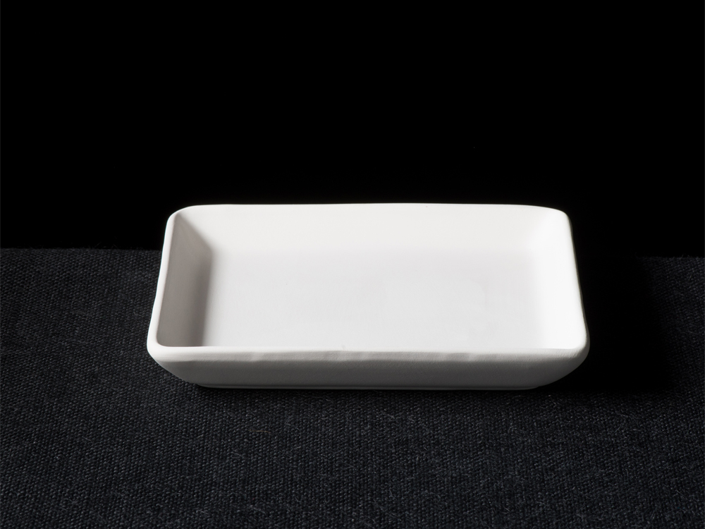 Square Plate Raised Side 18x18cm