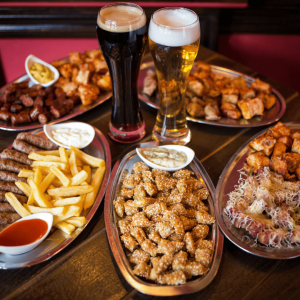 Pub food service