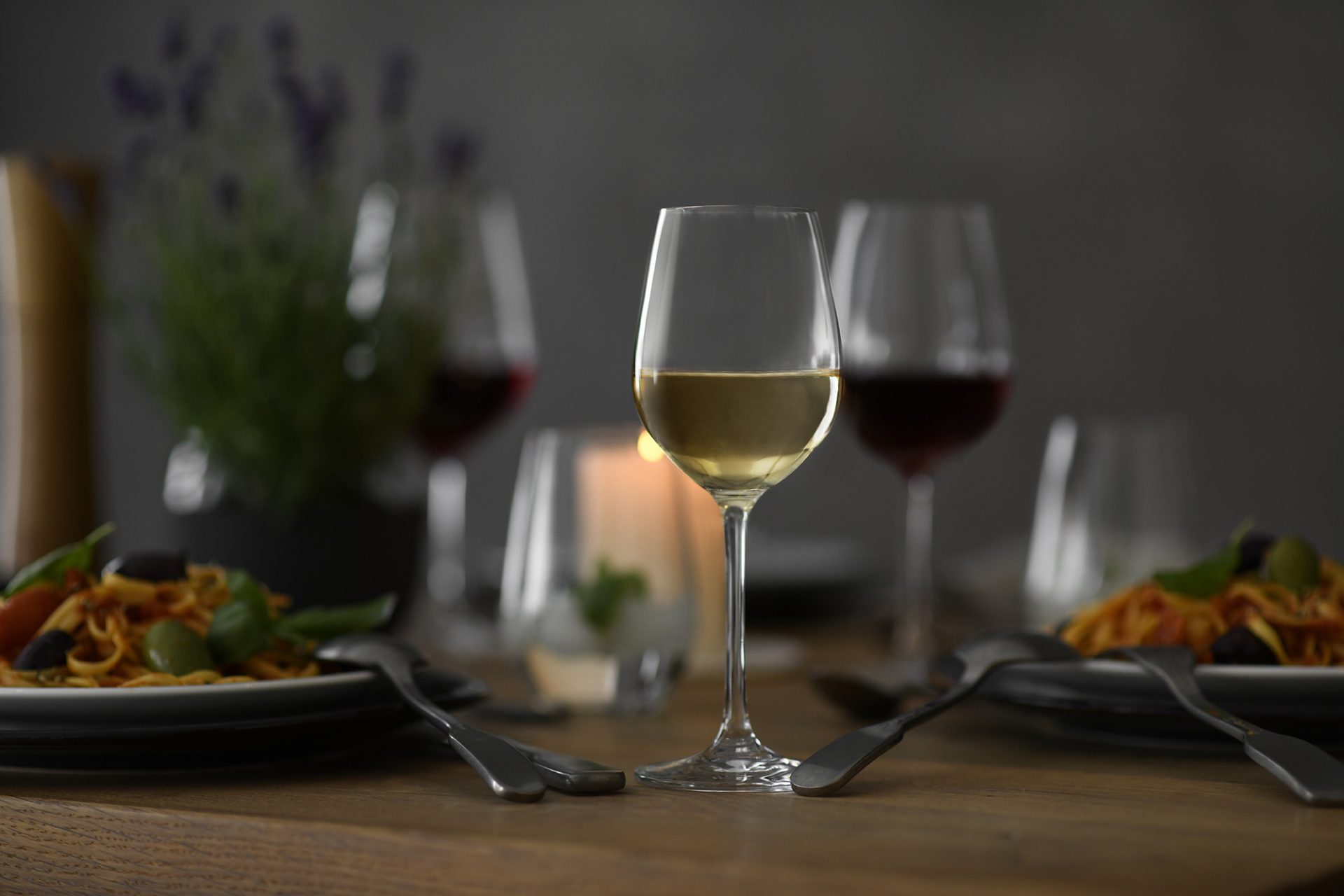 Ever Bordeaux Glass 64.6cl - Image 2